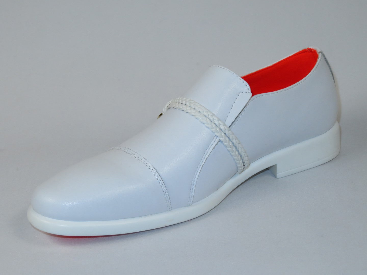Men's Shoes The Cuban L TAYNO Leather Cap Toe Loafer White