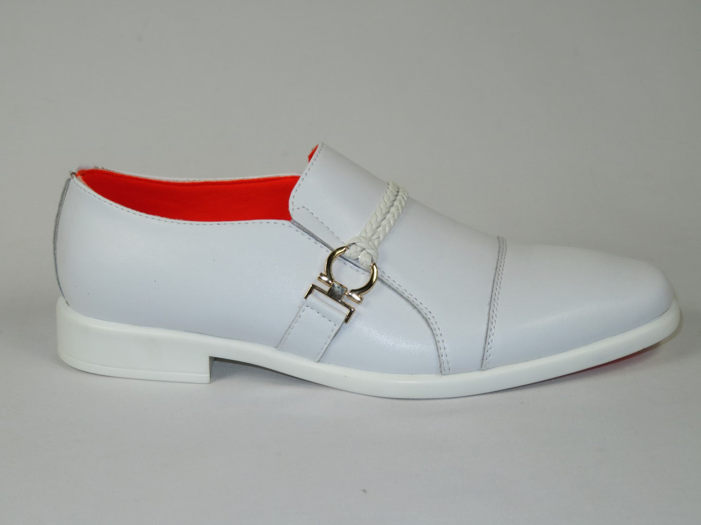 Men's Shoes The Cuban L TAYNO Leather Cap Toe Loafer White