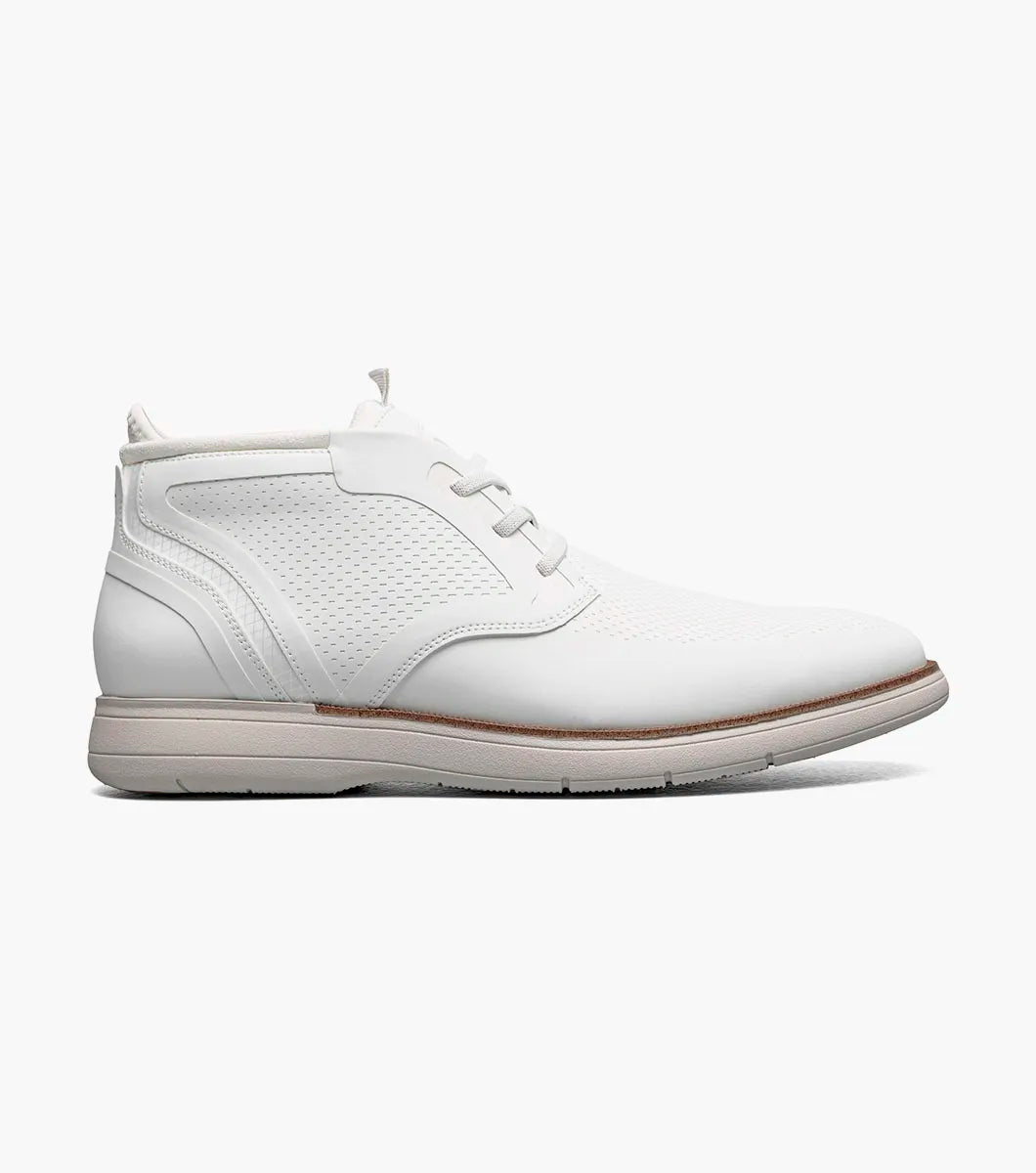 Stacy Adams Eastmont Plain Toe Elastic Lace Chukka Boot White 25748-100