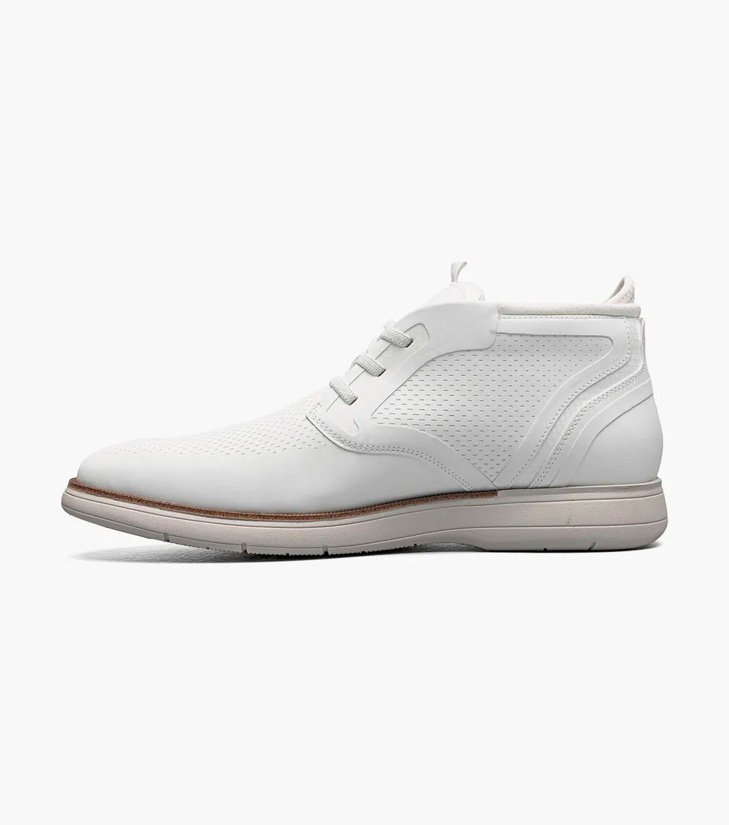 Stacy Adams Eastmont Plain Toe Elastic Lace Chukka Boot White 25748-100