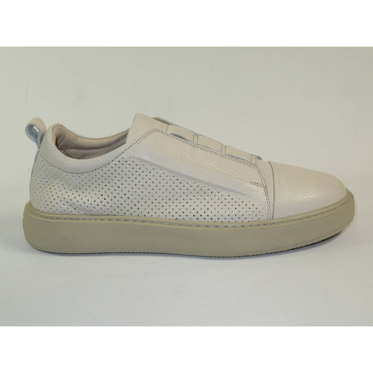 Men's Fashion Sneaker Shoes By SHENBINS Soft Deer Leather Hand Made in Turkey 0811 Beige
