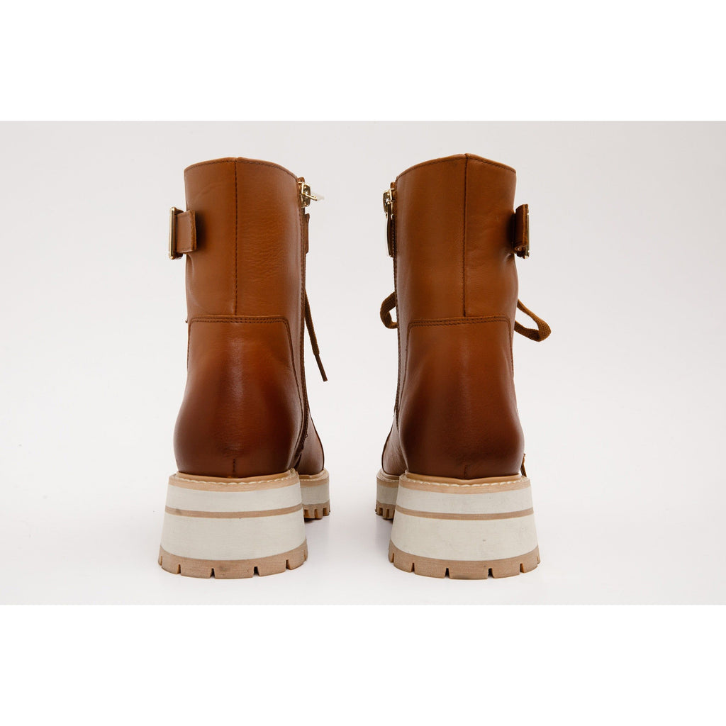 The Belgrano Tan Leather Lace-Up Ankle Women Boot With a Side Zipper