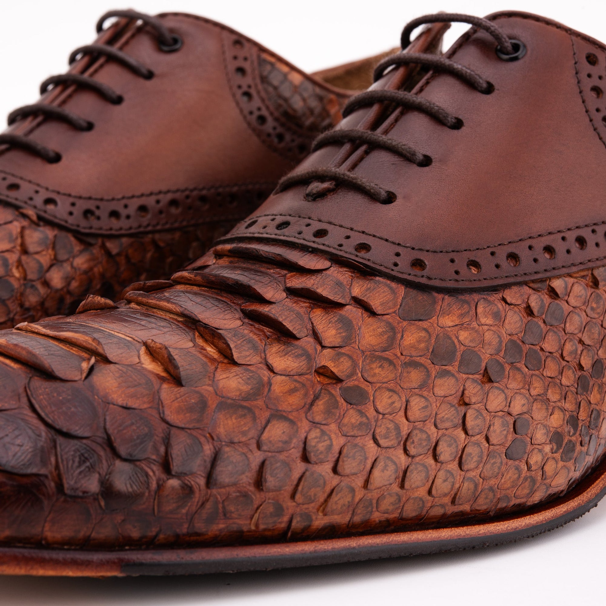 The Varenne Tan Snake Leather Oxford Men Shoe