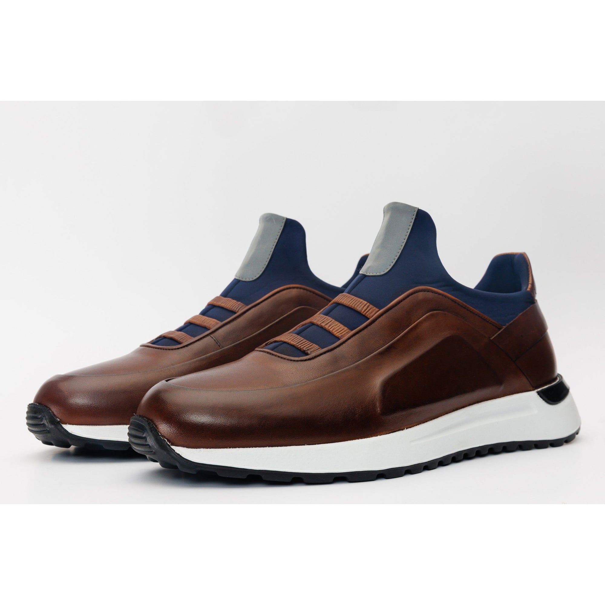 The Sonoma Tan Leather Men Sneaker