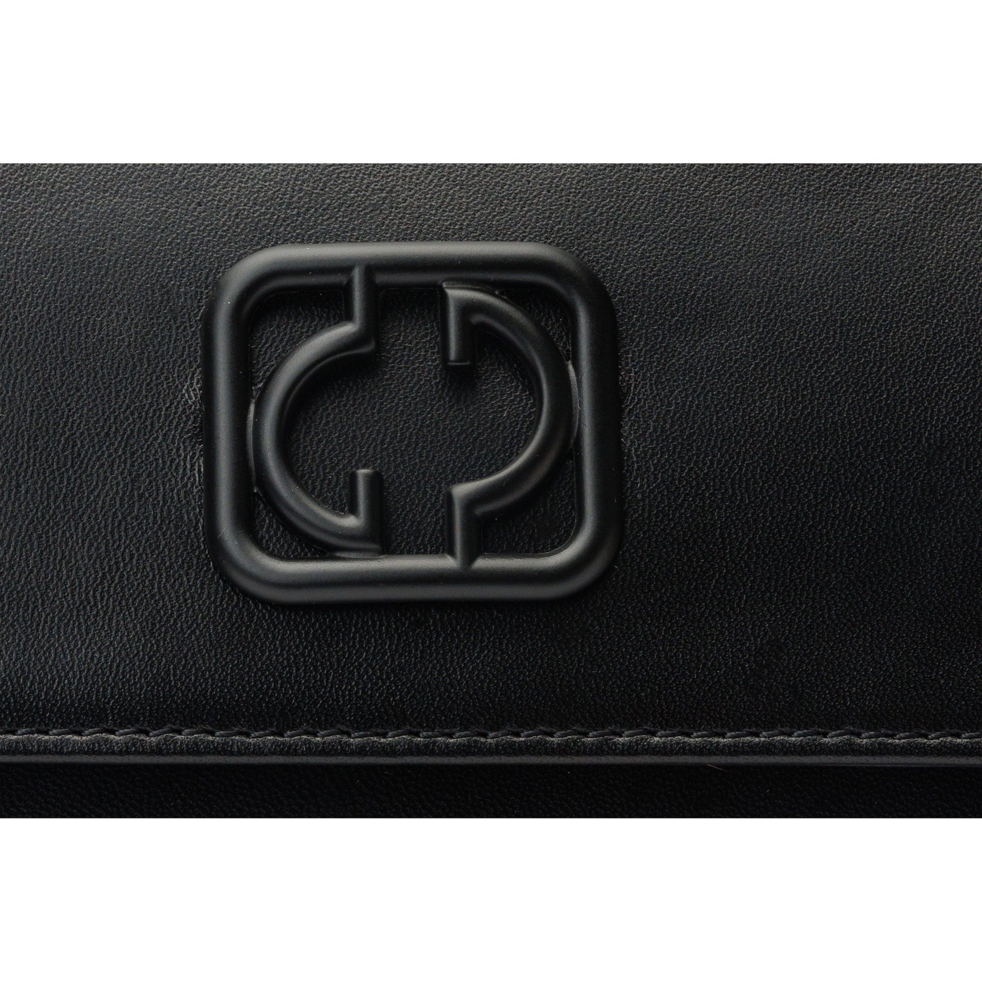 The Maneadero Black Leather Handbag