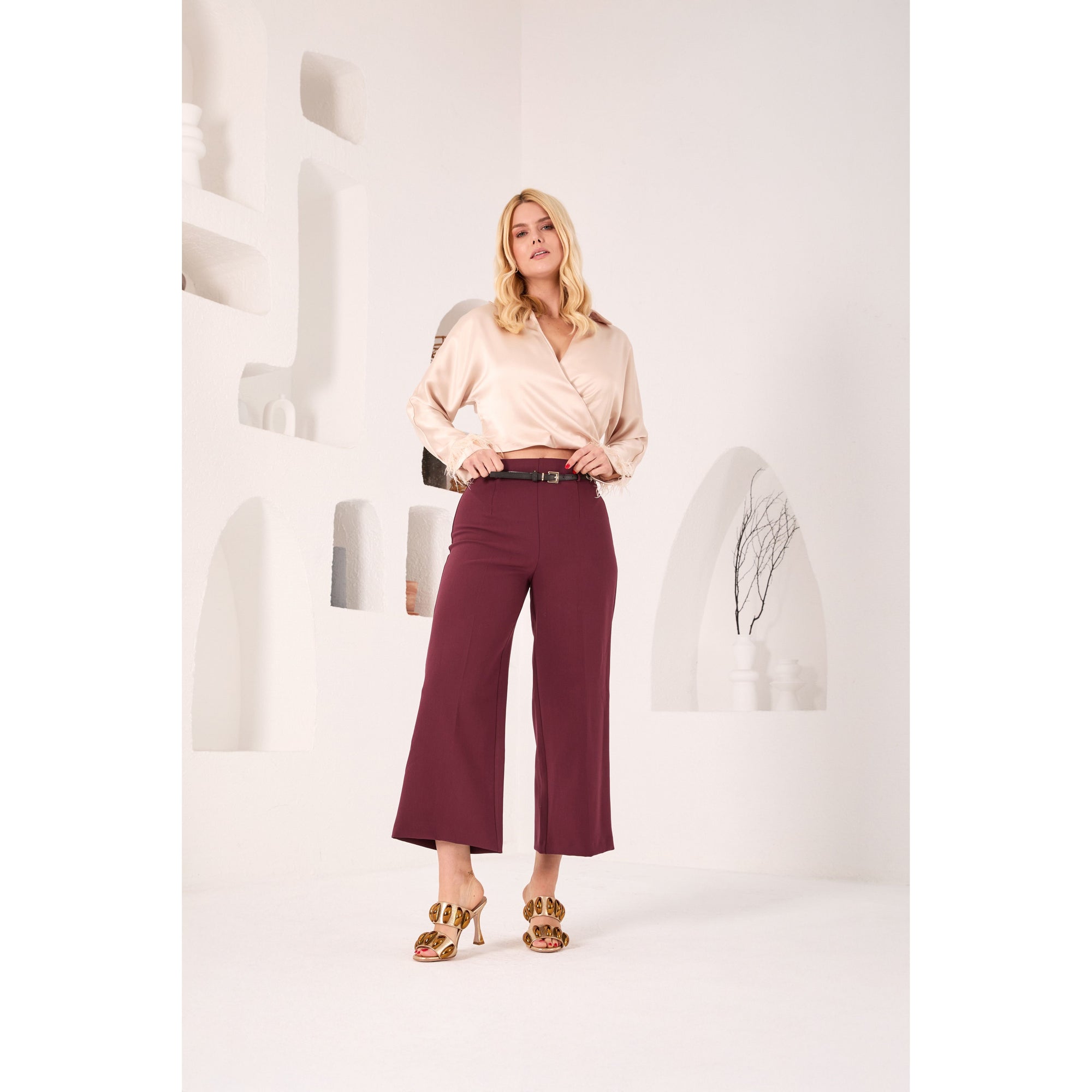 The Eclipse Gold Leather Women Sandal