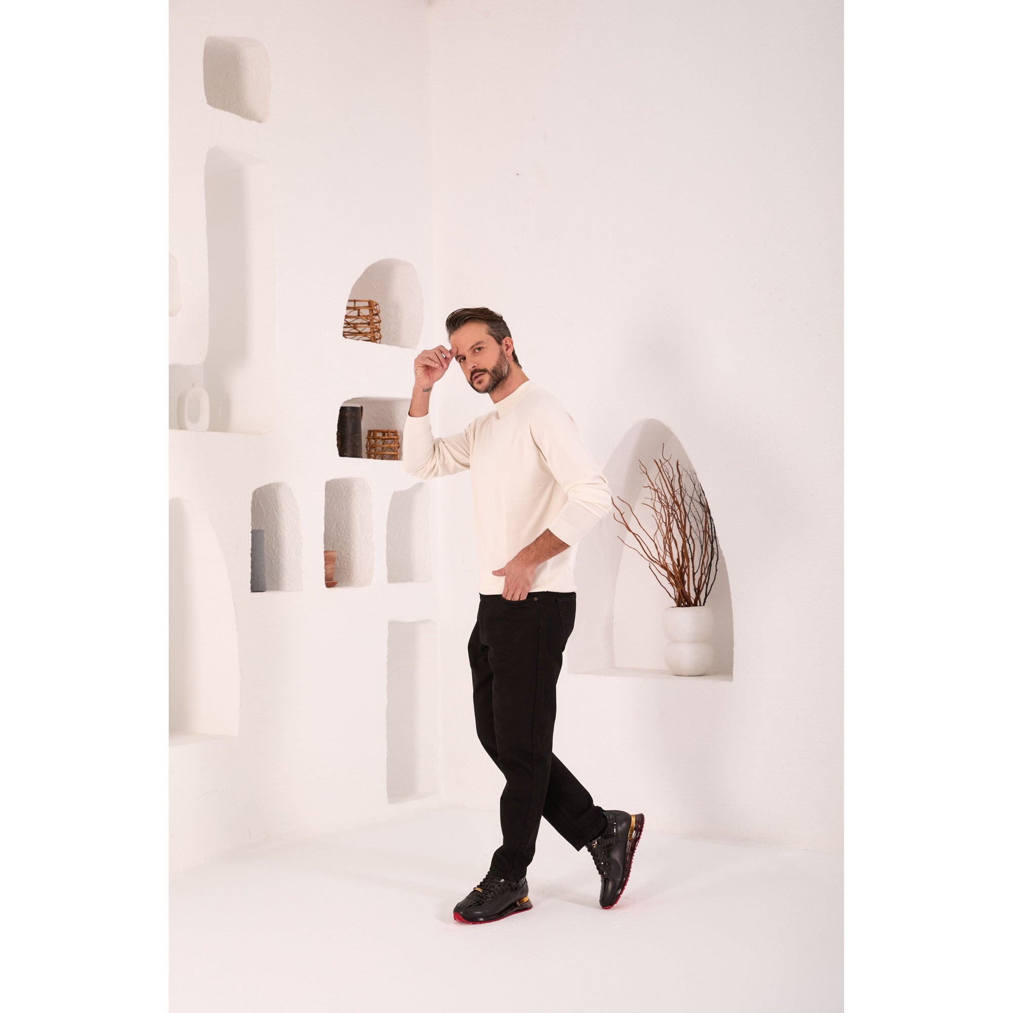 The Marseille Black Leather Men Sneaker