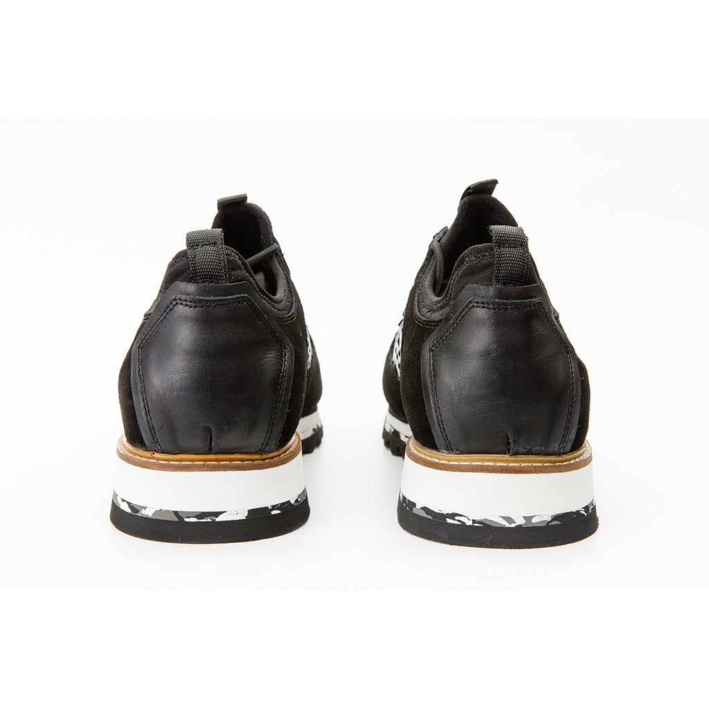 The Sopez Black Leather Men Sneaker