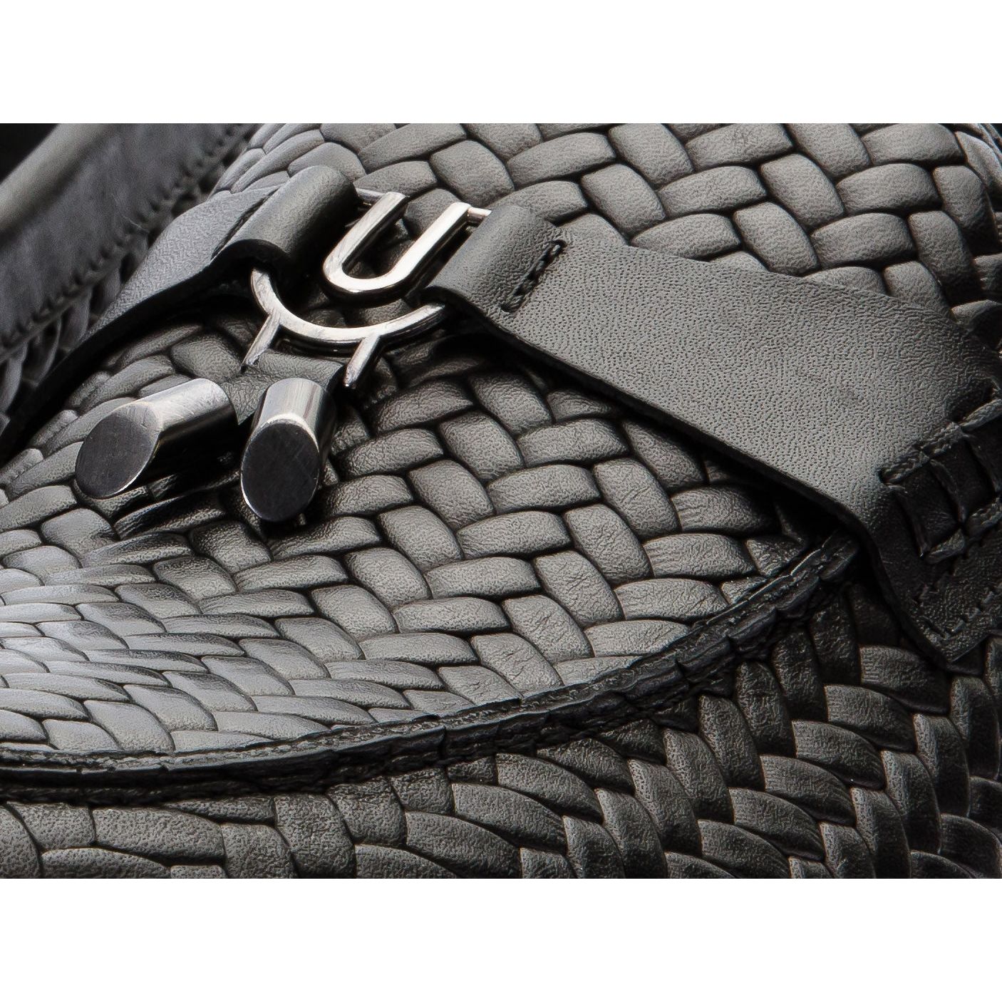 The Sperry Black Leather Tassel Loafer Men Shoe