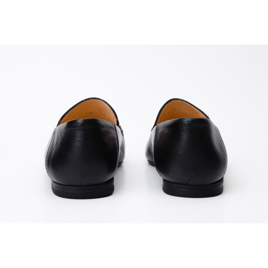 Luanda Black Leather Women Flat Shoe