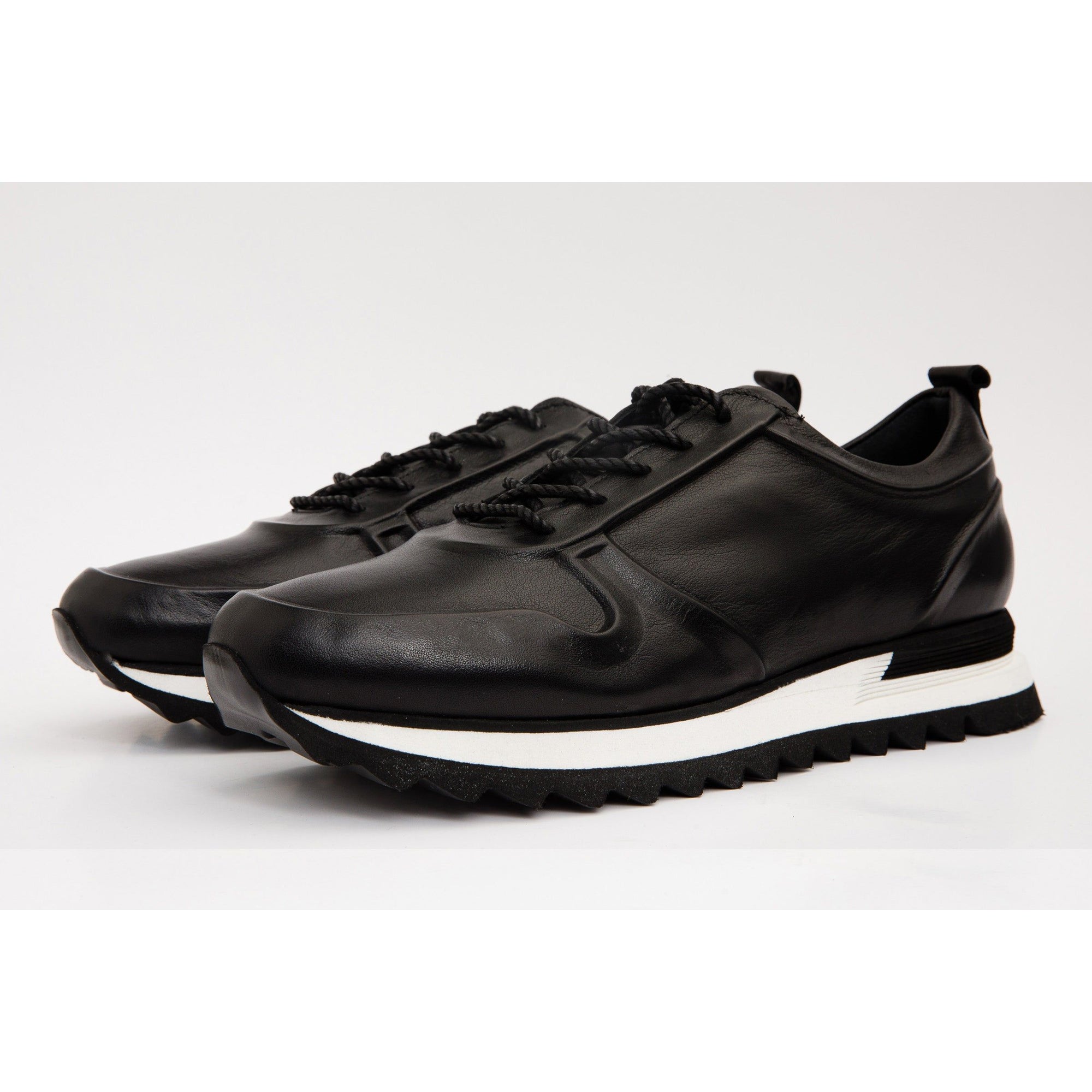 The Barnett Black Leather Men Sneaker Final Sale!