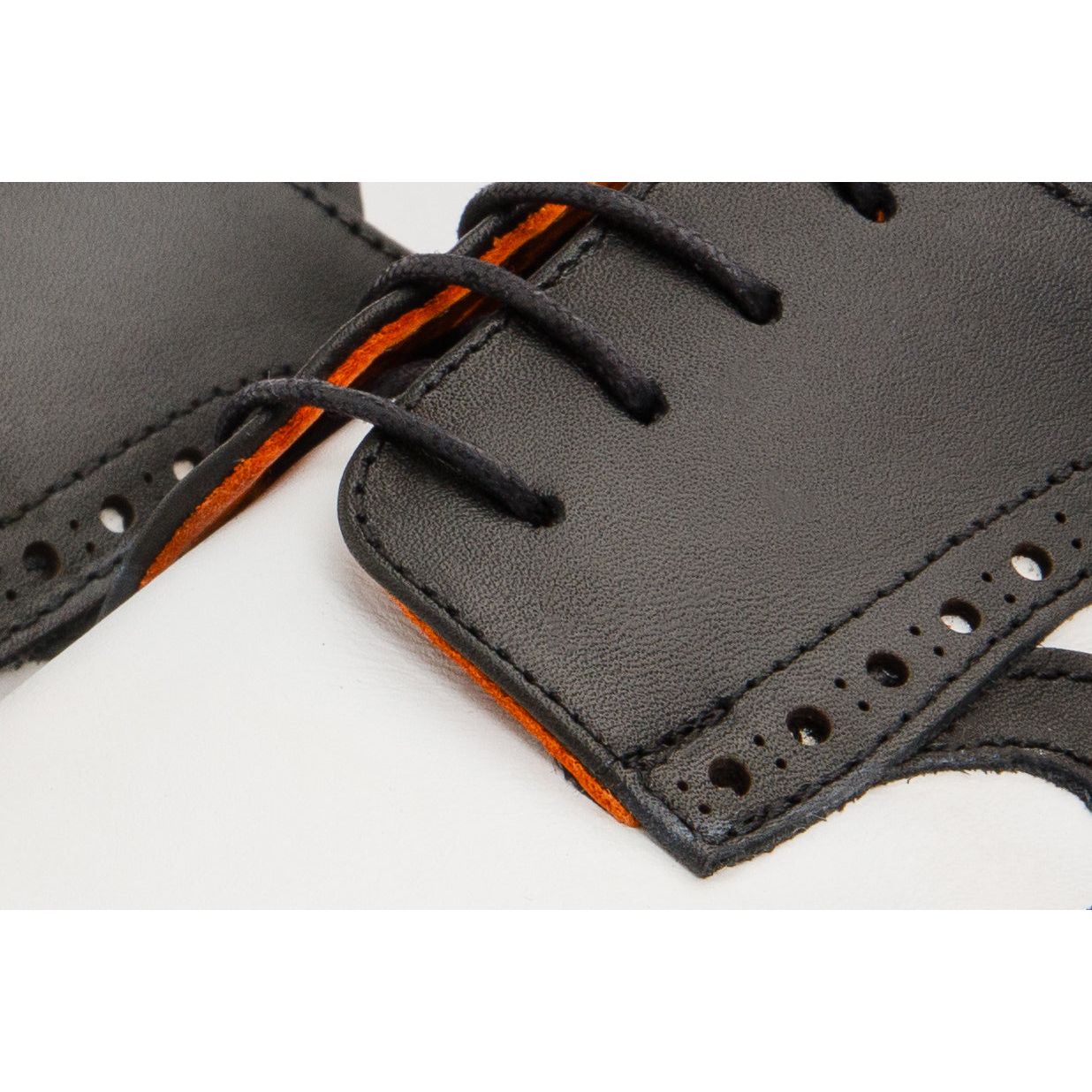 The Neiva Black & White Wingtip Semi Brogue Derby Men Shoe