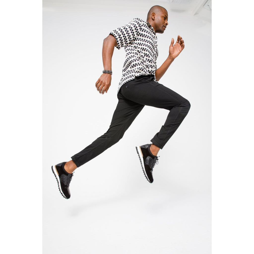 The Sopez Black Leather Men Sneaker