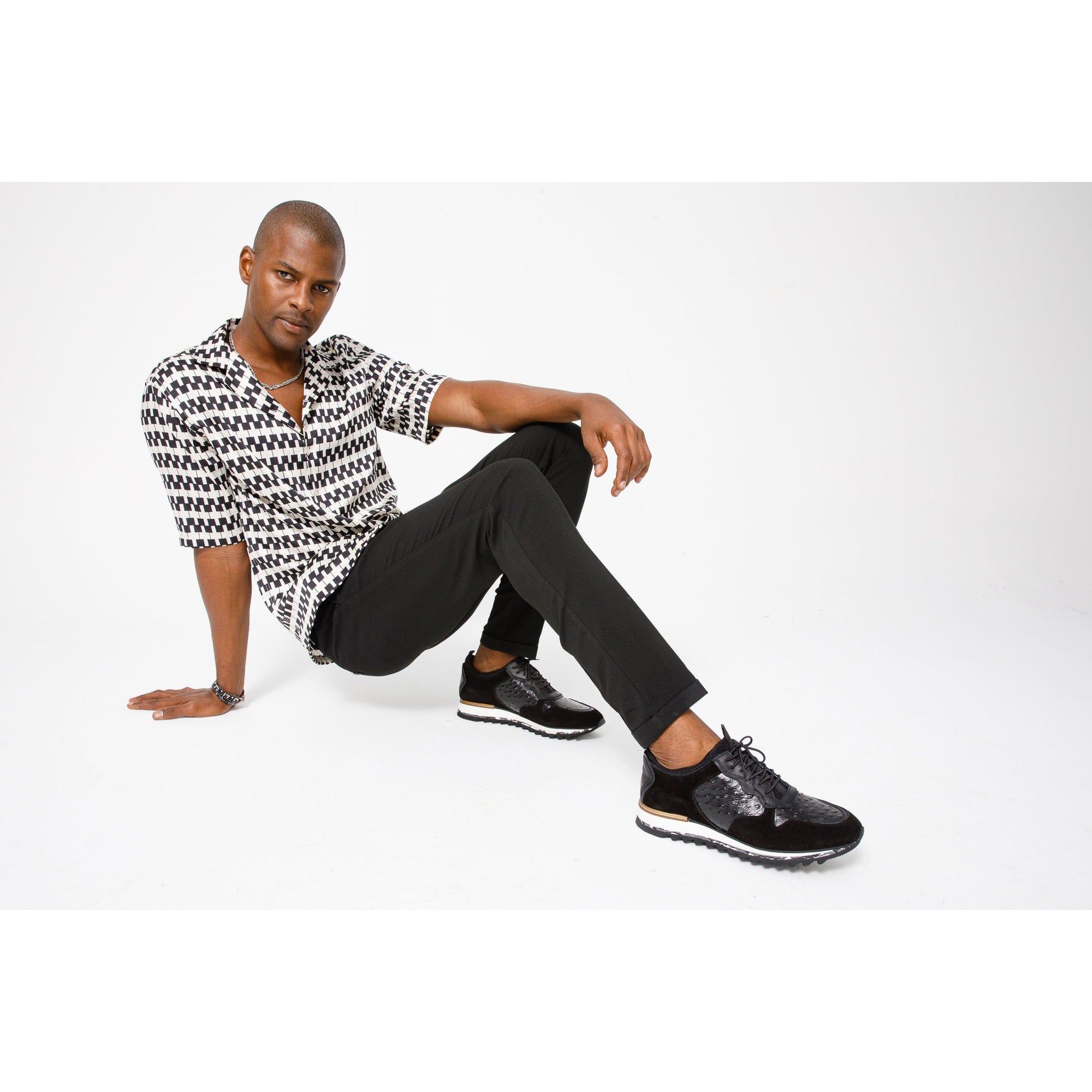 The Sopez Black Leather Men Sneaker