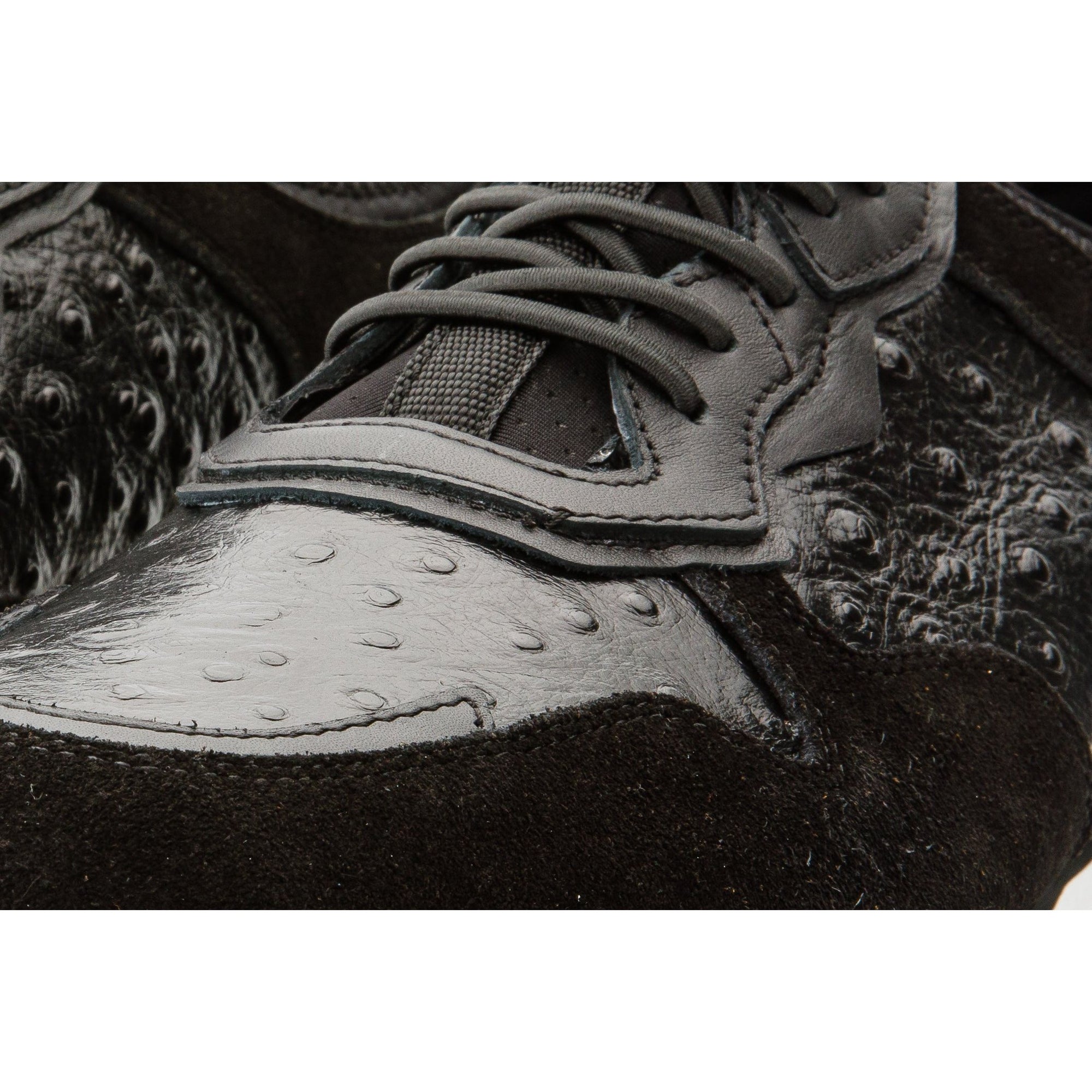 The Sopez Black Leather Men Sneaker