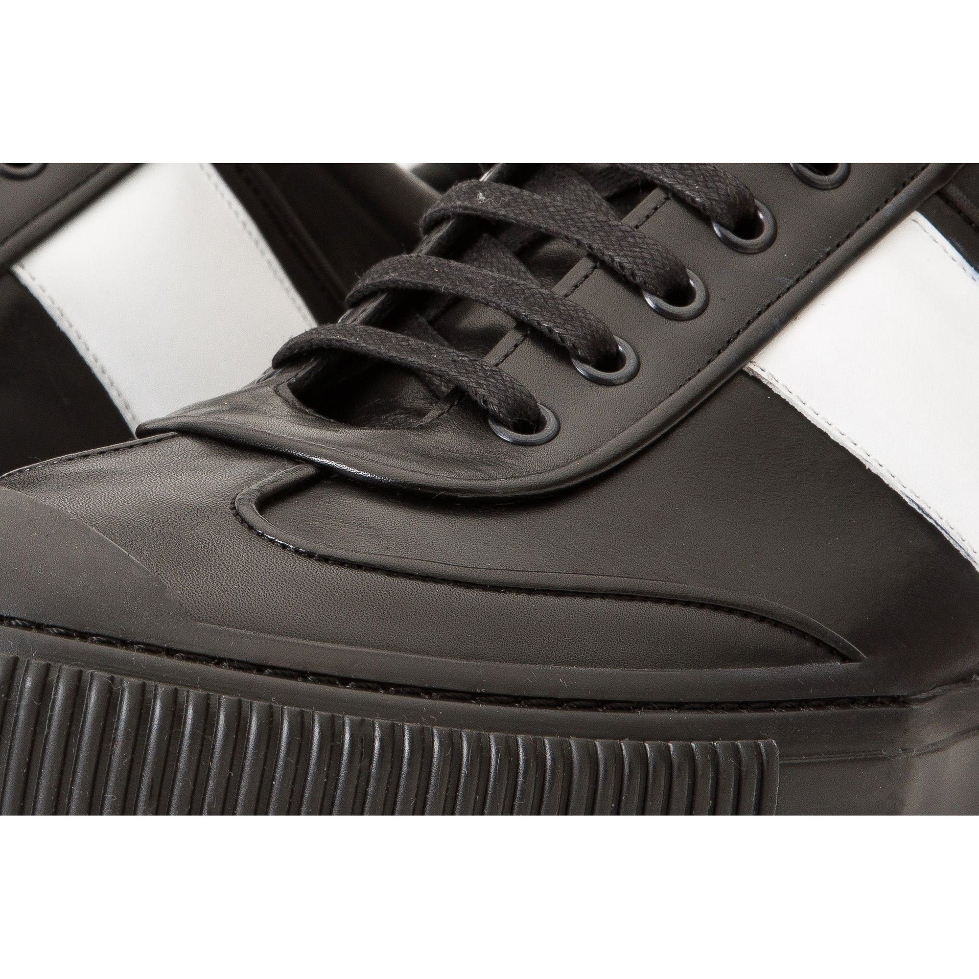 The Rom Black Leather Men Sneaker