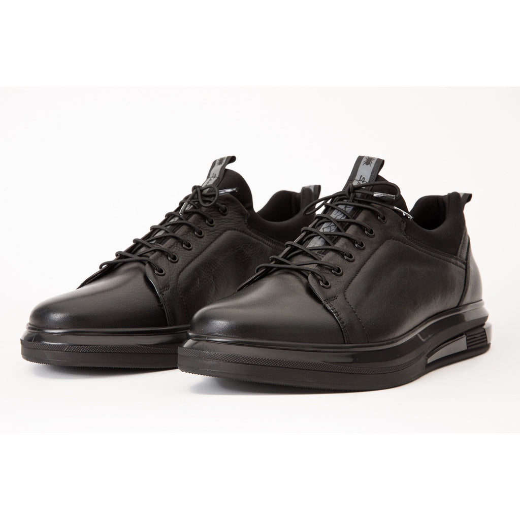 The Vilnius Black Leather Men Sneaker Final Sale!