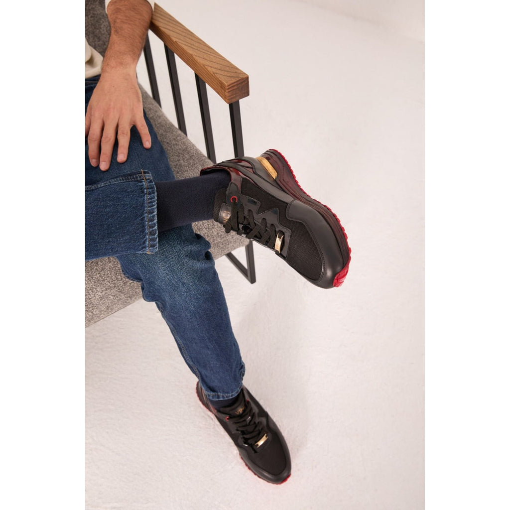 The Rialto Black & Red Patent Leather Men Sneaker