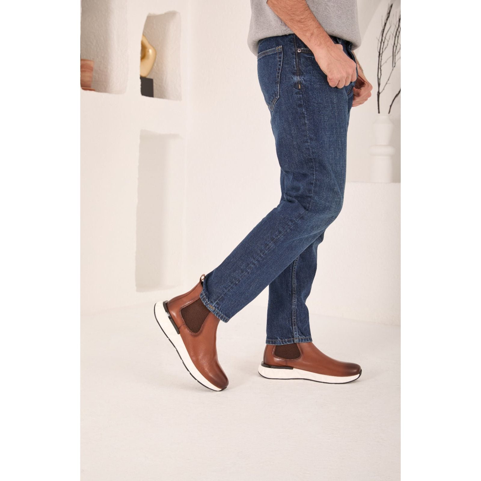 The Apex Tan Leather Men Chealsea Boot
