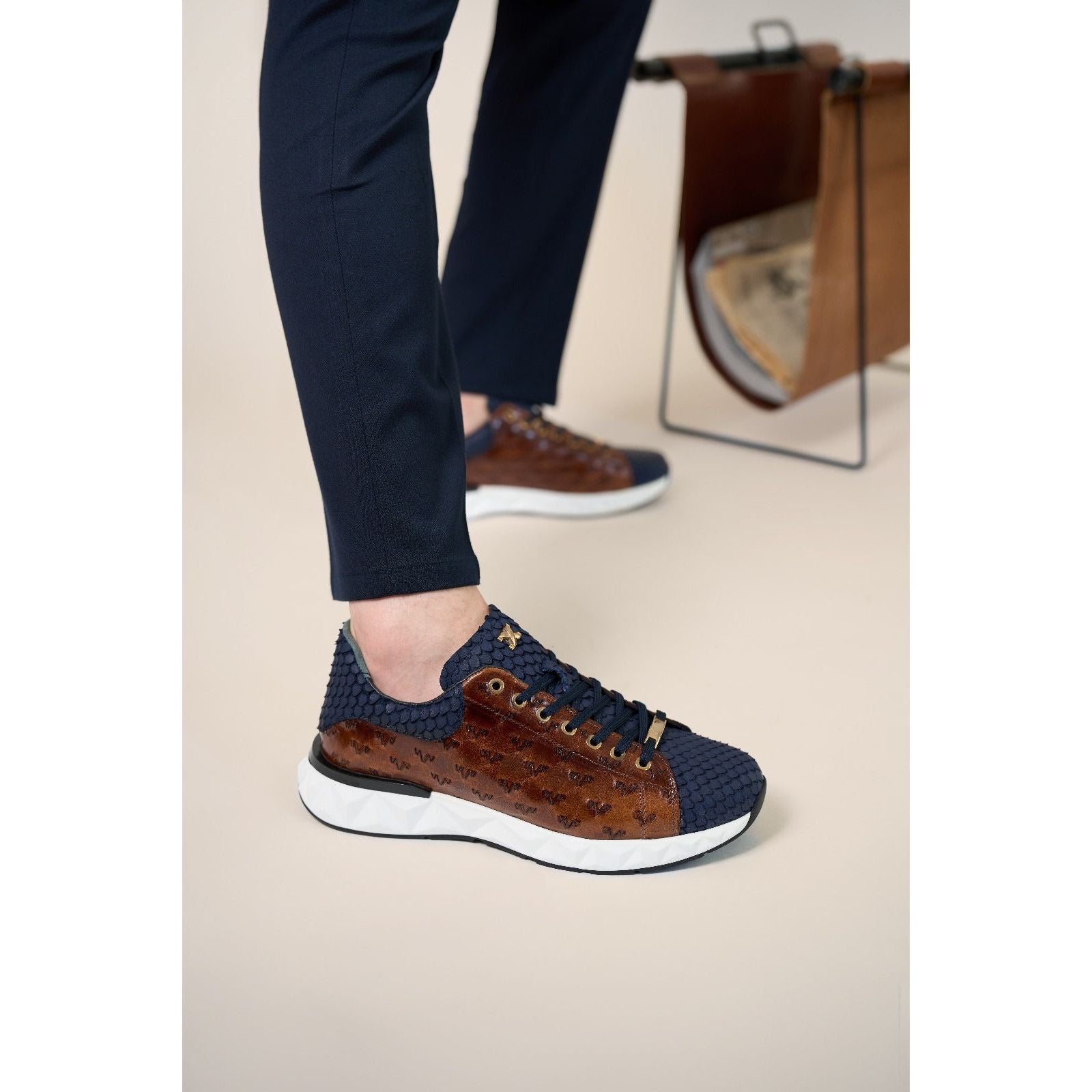 The Caesars Navy & Tan Leather Men Sneaker