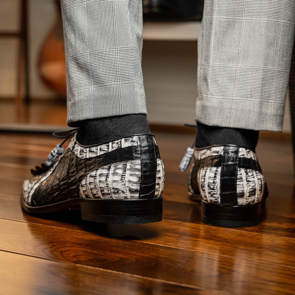 Caribe Genuine Hornback Caiman Crocodile Derby's Shoes Black / Newspaper