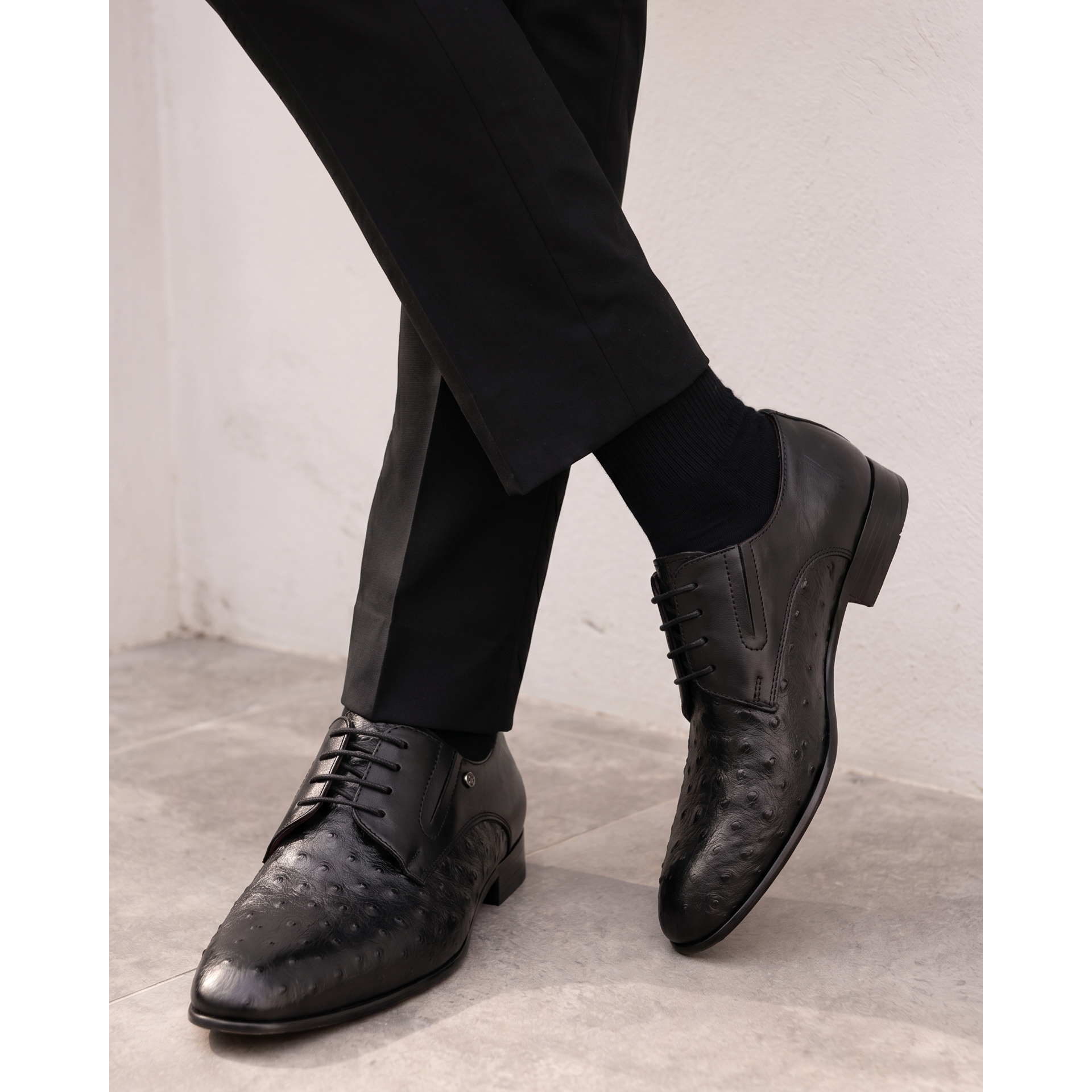 The Porto Alegre Black Leather Derby Men Shoe