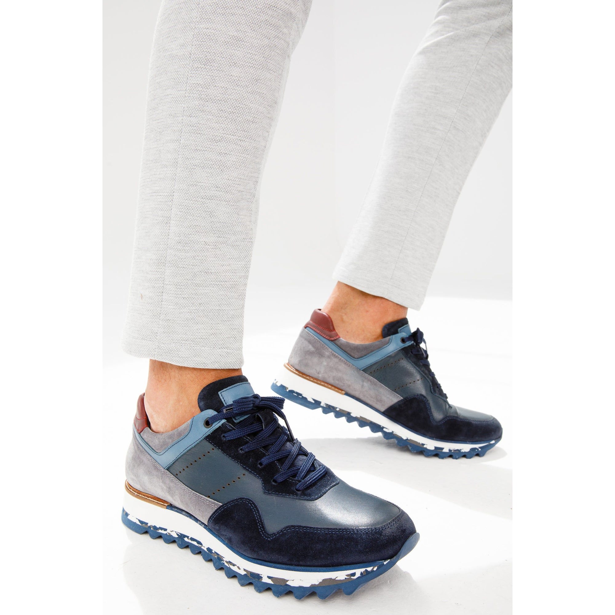 Vinci The Hoskova Navy Blue Leather Men Sneaker
