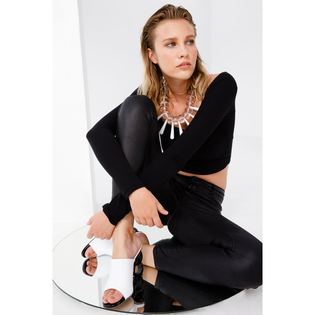 The Cymmer White Leather Women Sandal