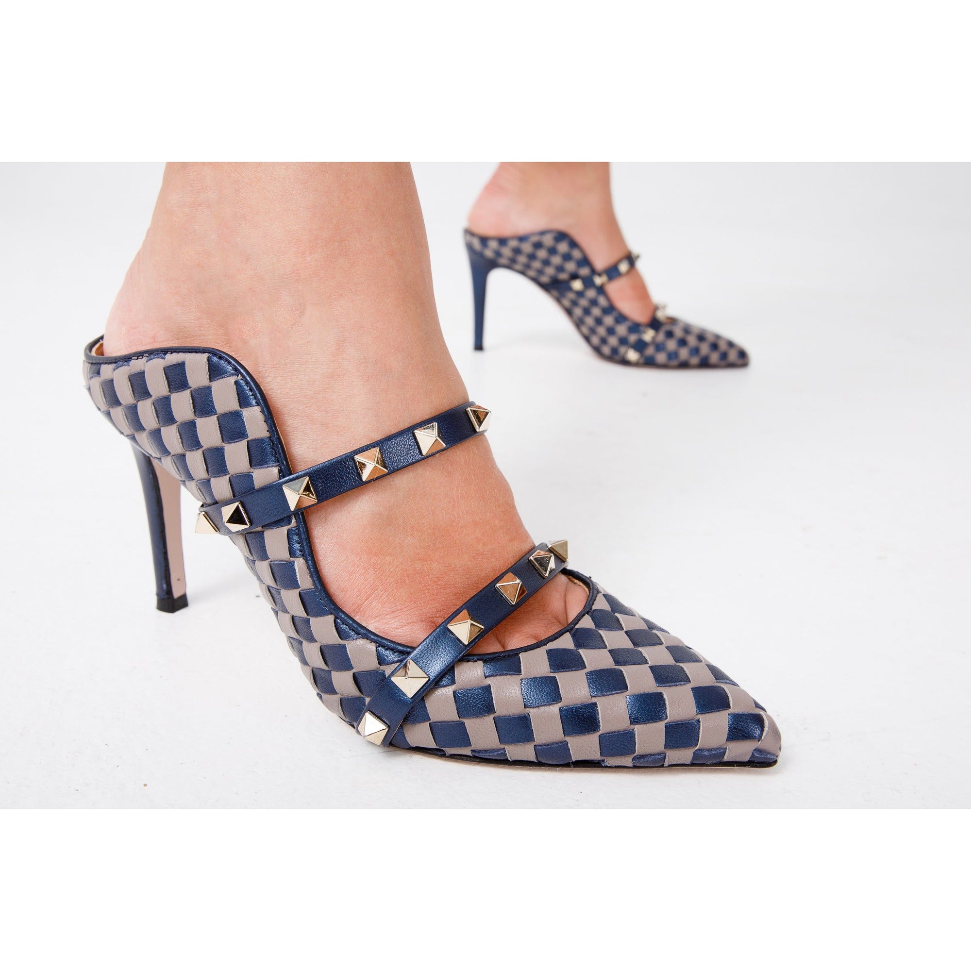 Vinci The Dosso Navy Blue Handwoven Pointy Toe Leather Women Sandal