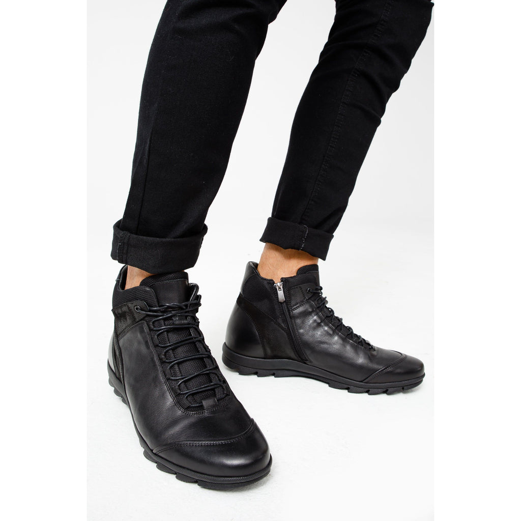 The Houston Leather Black Lace-Up Casual Men Boot with a Zipper