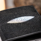 Genuine stingray Vallo Wallet Black